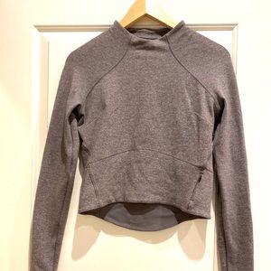 Cropped Lululemon l/s Top - Size 4